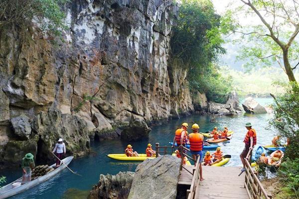 Phong Nha Midtown Hotel Cu Lac Εξωτερικό φωτογραφία